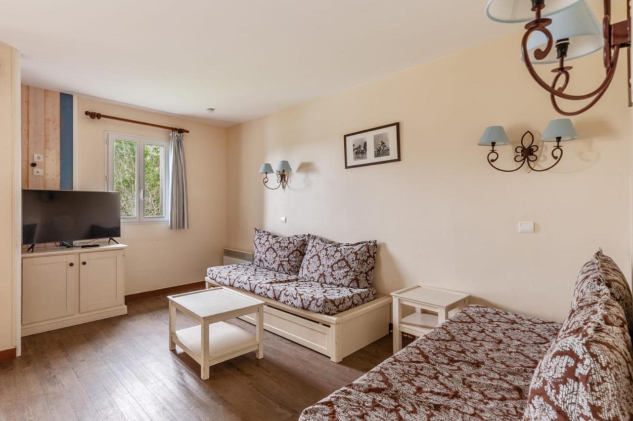 Nice 2-Br In A Residence With Pool - Deauville - Welkeys מראה חיצוני תמונה